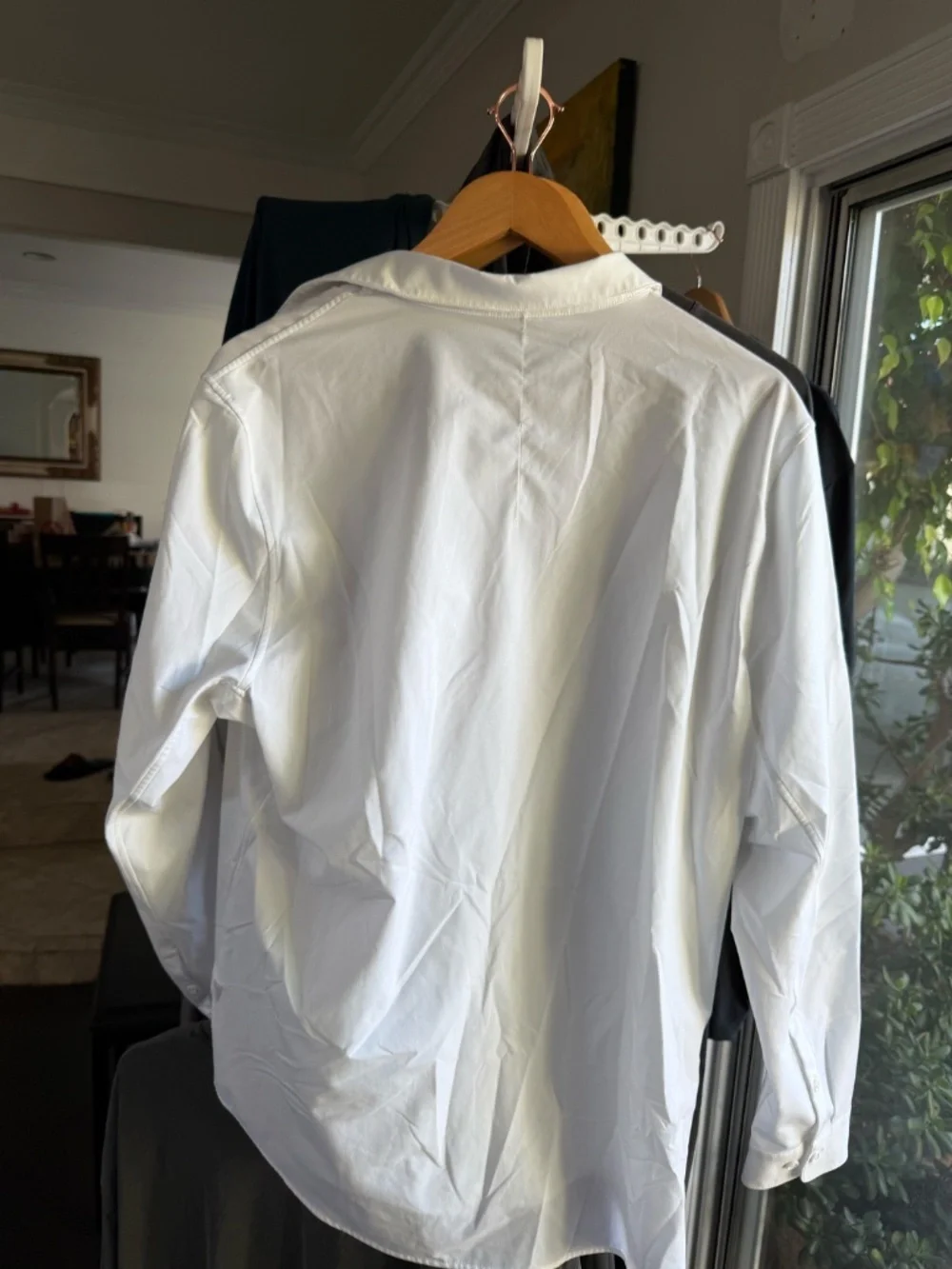 LULULEMON MENS NEW VENTURE BUTTON UP SLIM FIT